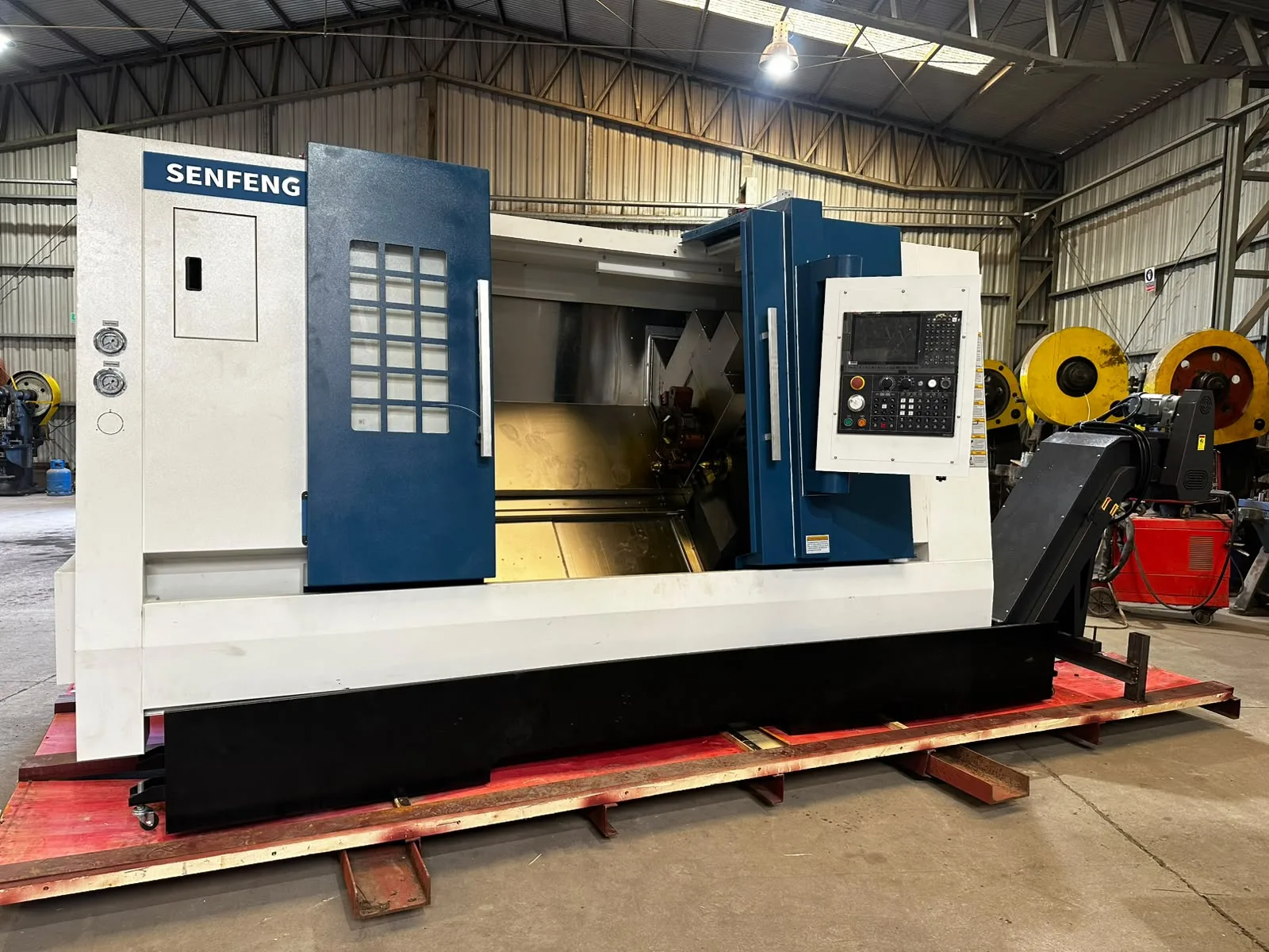 Maquina CNC REF
